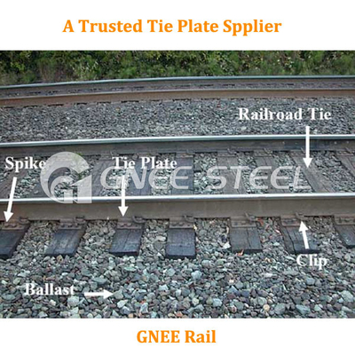 कास्टिंग आयरन रेलवे पार्ट्स टाई प्लेट रेल रेल फास्टनिंग सिस्टम के लिए स्टील बेस प्लेट